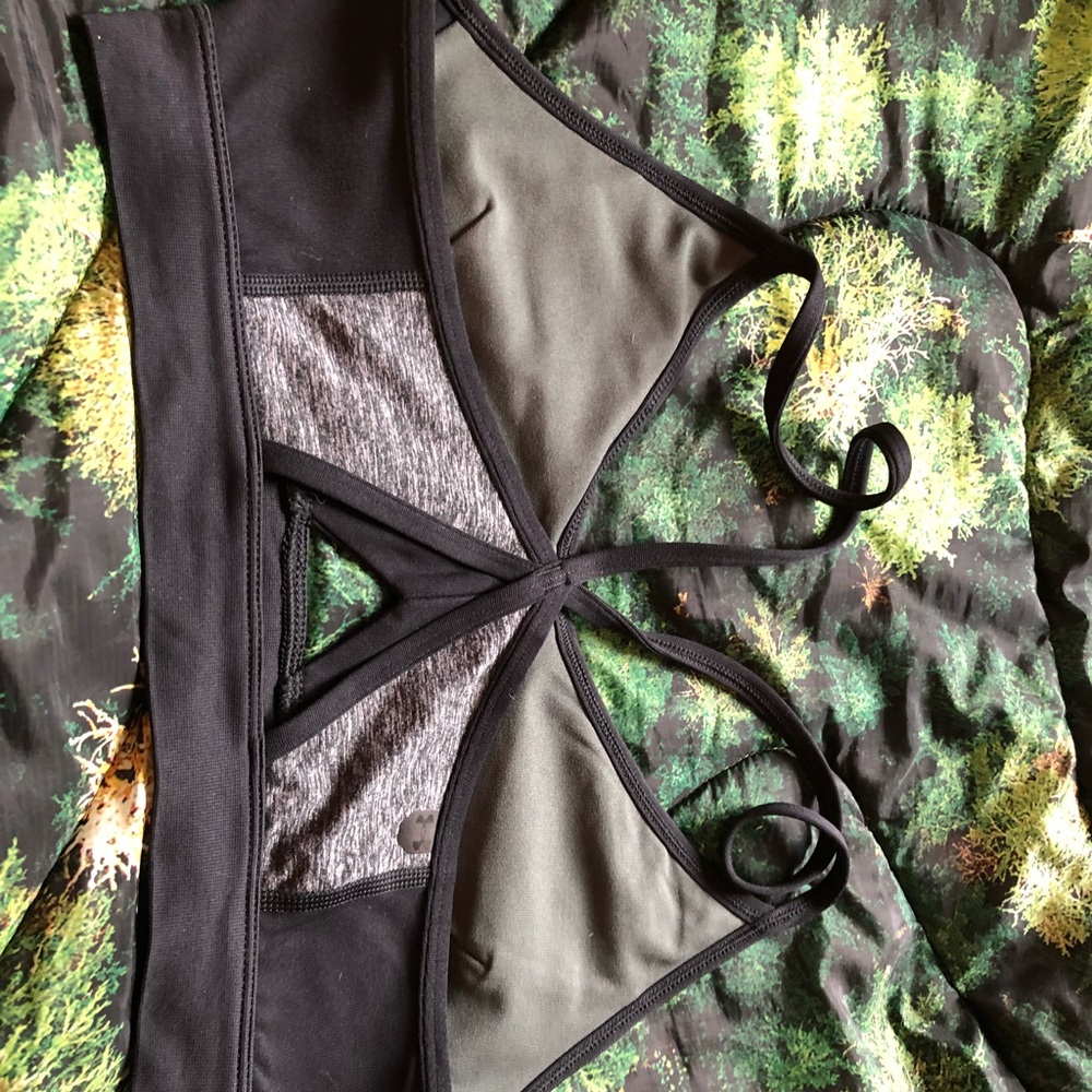 Under armour sports bra
